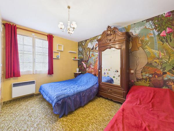 Vivre au calme : charmante maison avec grand terrain