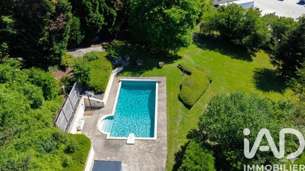 Maison à vendre 5 pièces 118 m² Saint-Jean-Bonnefonds