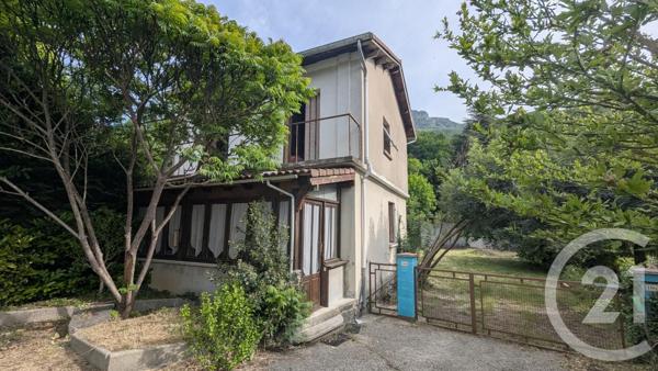 Maison à vendre  5 pièces - 76,50 m2 MAYRES - 07