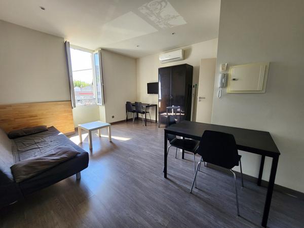 AVIGNON - Location Studio Meublé Avignon Porte Limbert - Climatisé - 20 m²