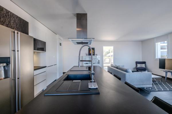 Appartement T4 103m² Evian les Bains, garage, vue lac.