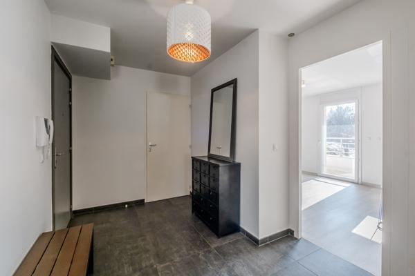 Appartement T4 103m² Evian les Bains, garage, vue lac.