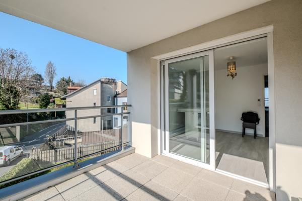 Appartement T4 103m² Evian les Bains, garage, vue lac.