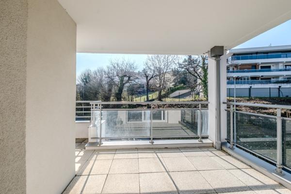Appartement T4 103m² Evian les Bains, garage, vue lac.