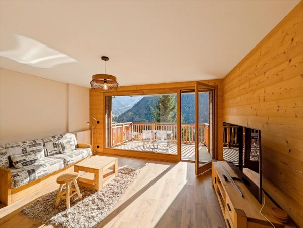Dpt Haute Savoie (74), à vendre CHATEL Appartement T2 de 48 m² avec un balcon au calme