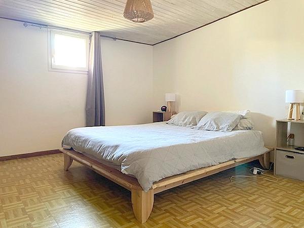 Charmante Maison Saint Pierre La Noue 77 m2, 2 chambres, bureau garage et extérieur