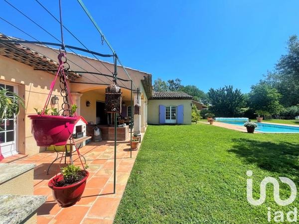 Maison 5 pièces de 200 m² à Cogolin (83310)