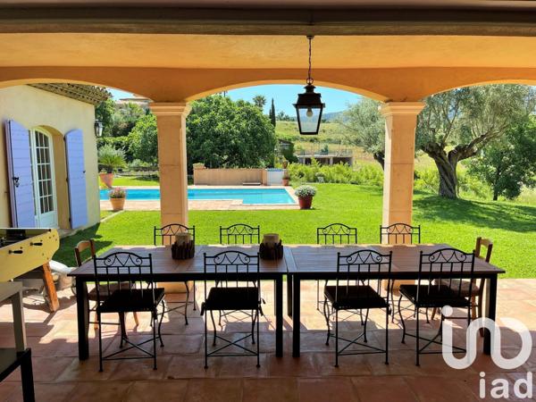 Maison 5 pièces de 200 m² à Cogolin (83310)