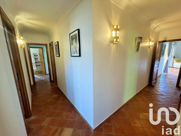 Maison 5 pièces de 200 m² à Cogolin (83310)