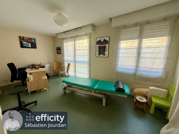 Local Commercial 6 pièces - 112 m²