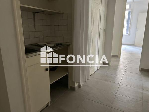 Location Local commercial 3 pièces 59.5 m² - 9 BOULEVARD JEAN BOURRAT Perpignan 66000