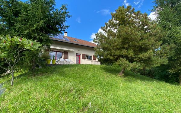 Maison à louer    5 pièces •  Cranves-Sales