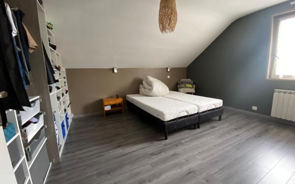 Maison à louer    5 pièces •  Cranves-Sales