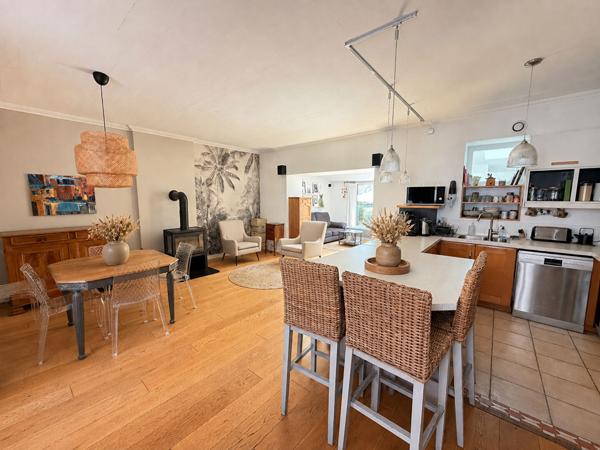 Maison 5 pièce(s) 4 chambre(s) 130 m²