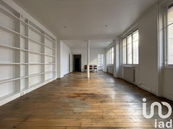 Appartement 3 pièces de 59 m² à Paris (75010)