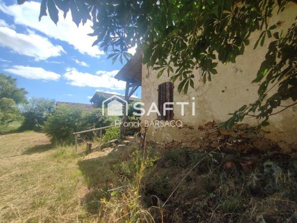FERME A RESTAURER EN CAMPAGNE AVEC 2,5 hectares