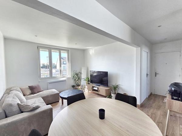 Beau T2 rénové avec annexe privative - LANESTER , Lanester