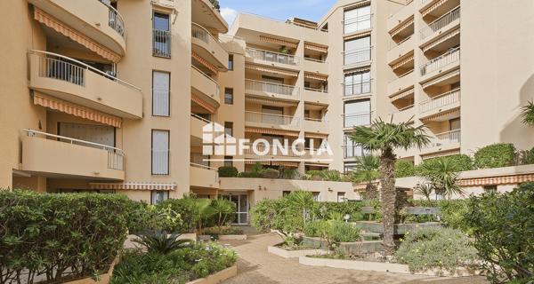 À vendre Appartement 2 pièces 46.88 m² - Saint-raphaël 83700