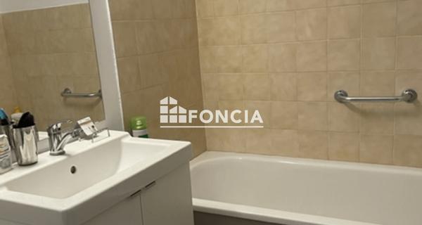 Location Studio meublé 35.45 m² - Avignon 84000