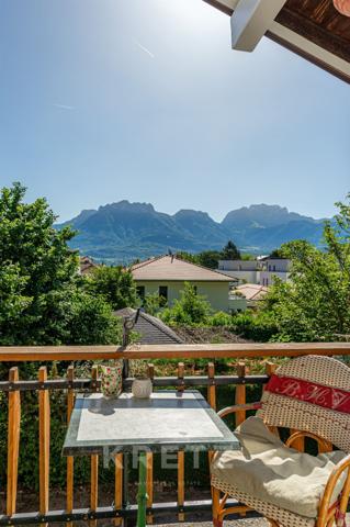 Lac d'Annecy- Sevrier- Maison au calme- vue lac- 2 garages