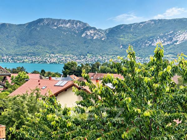 Lac d'Annecy- Sevrier- Maison au calme- vue lac- 2 garages