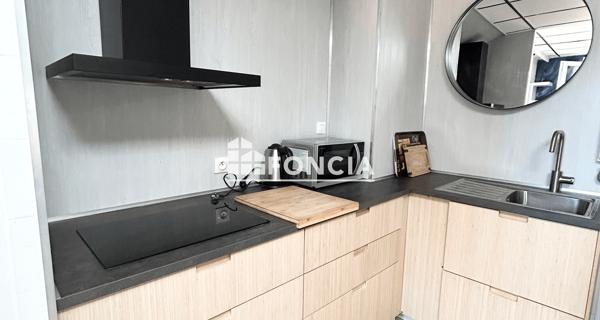 Location Appartement meublé 2 pièces 33.3 m² - Saint-étienne 42100