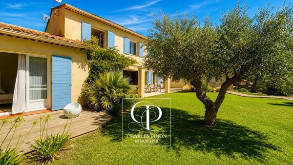 Maison à vendre 8 pièces ROGNES (13)