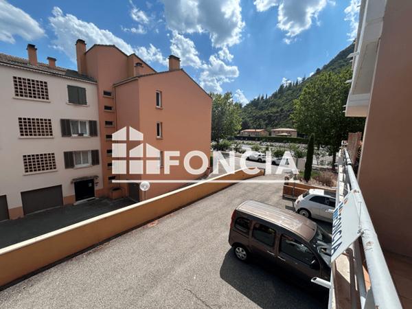 Location Appartement 2 pièces 48.99 m² - 13 BIS AVENUE DES CHARROIS Digne-les-bains 04000