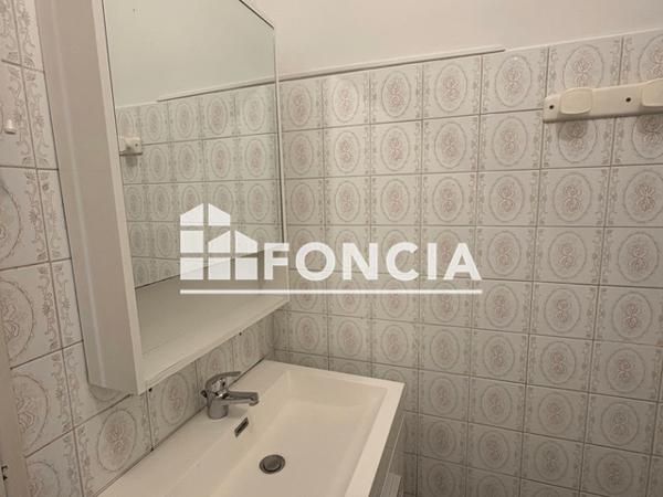 Location Appartement 2 pièces 52.15 m² - 46 RUE BORELY Gardanne 13120