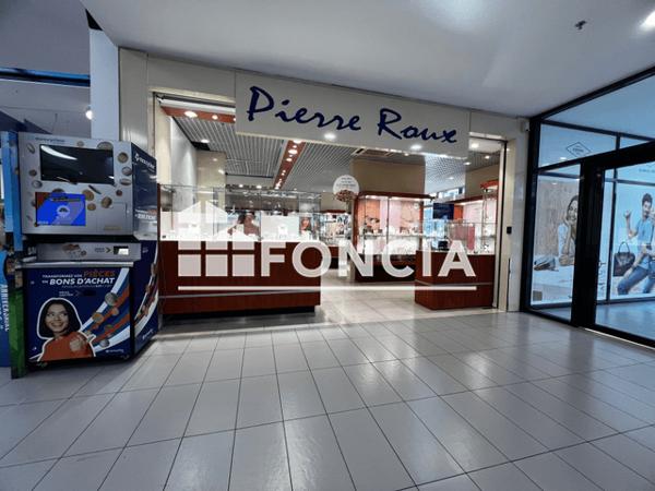 Location Local commercial 1 pièce 84.2 m² - 1 BOULEVARD VICTOR HUGO Cannes Ranguin 06150