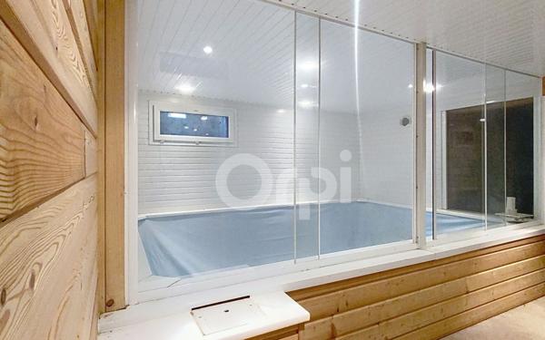 Maison à vendre    8 pièces •  Neufchâteau