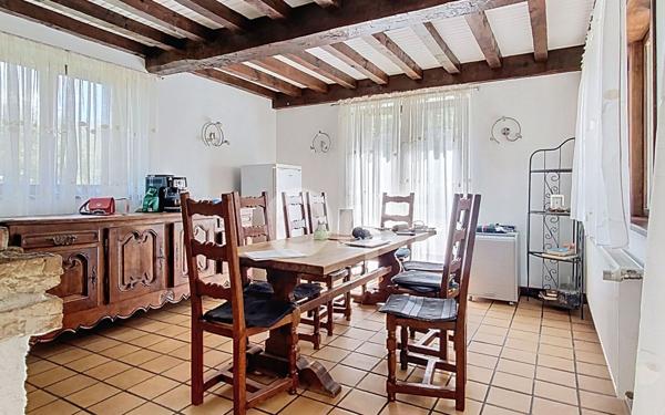 Maison à vendre    8 pièces •  Neufchâteau