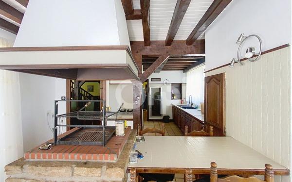 Maison à vendre    8 pièces •  Neufchâteau