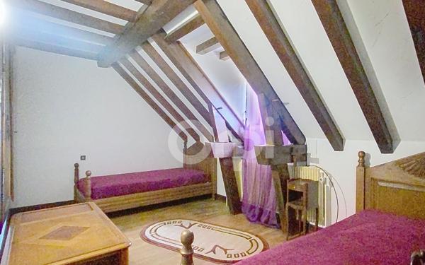 Maison à vendre    8 pièces •  Neufchâteau