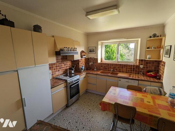 Propriété avec grand terrain