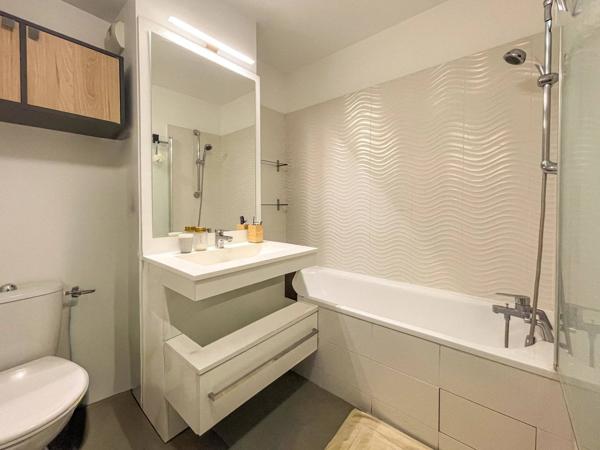 L’élégance d’un duplex baigné de lumière ✨