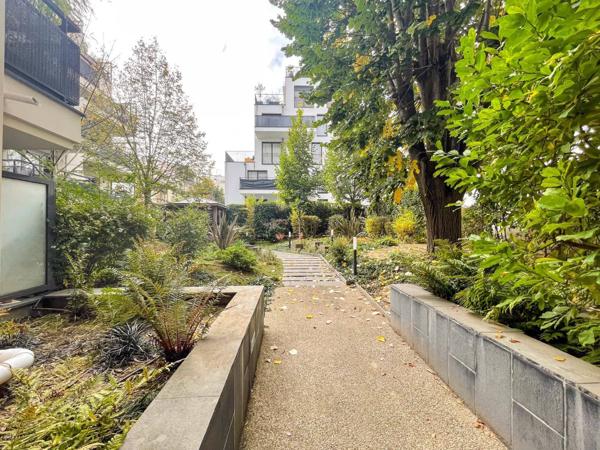 L’élégance d’un duplex baigné de lumière ✨