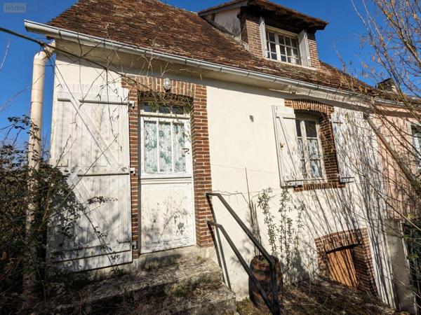 Maison à restaurer à vendre à Coudreceau dans l'Eure-et-Loir (28400), ref : 22 MC   
LA POTERIE