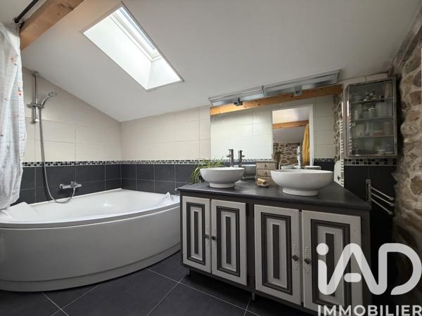 Maison à vendre 8 pièces 213 m² Lamastre