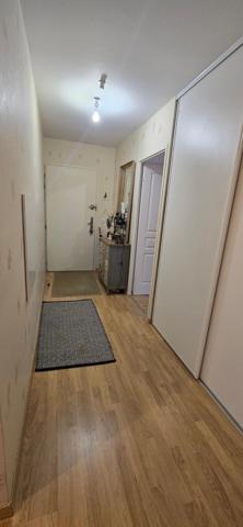 Bel appartement de 72 m² avec grande terrasse et double parking