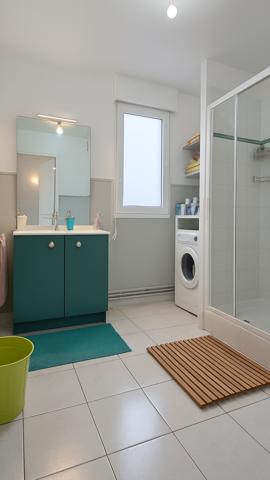 Bel appartement de 72 m² avec grande terrasse et double parking