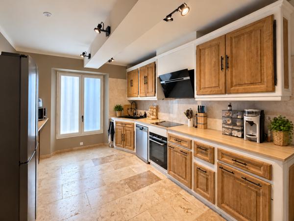 Maison
         5 pièces
        - 136 m² 260 000 €*