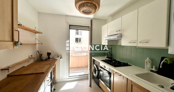Location Appartement meublé 3 pièces 67.84 m² - Lyon 69007