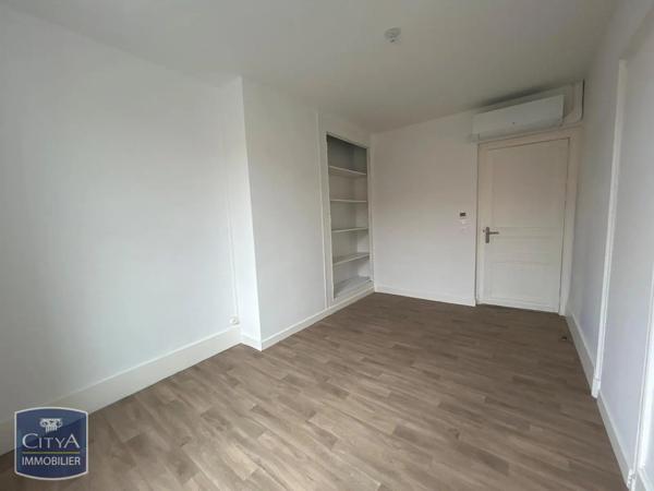 Appartement à louer 3 pièces 68.17m² Agen (47000)