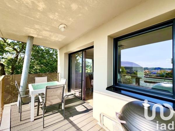 Appartement 3 pièces de 65 m² à Saint-Jacques-de-la-Lande (35136)