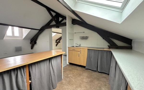 Appartement à vendre    2 pièces • 27,30 m2 Corbeil-Essonnes