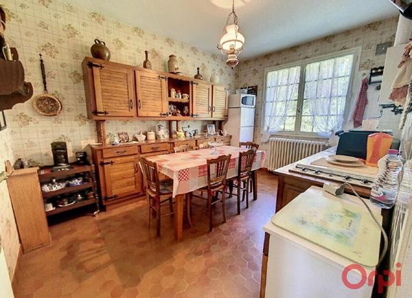 Maison à vendre    5 pièces •  Commentry