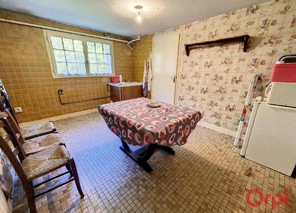 Maison à vendre    5 pièces •  Commentry