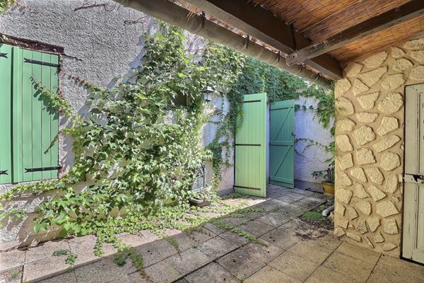 CHAMBRE 14M² AVEC SALLE D'EAU PRIVATIVE