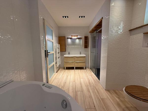 Maison 7 pièces 174 m2